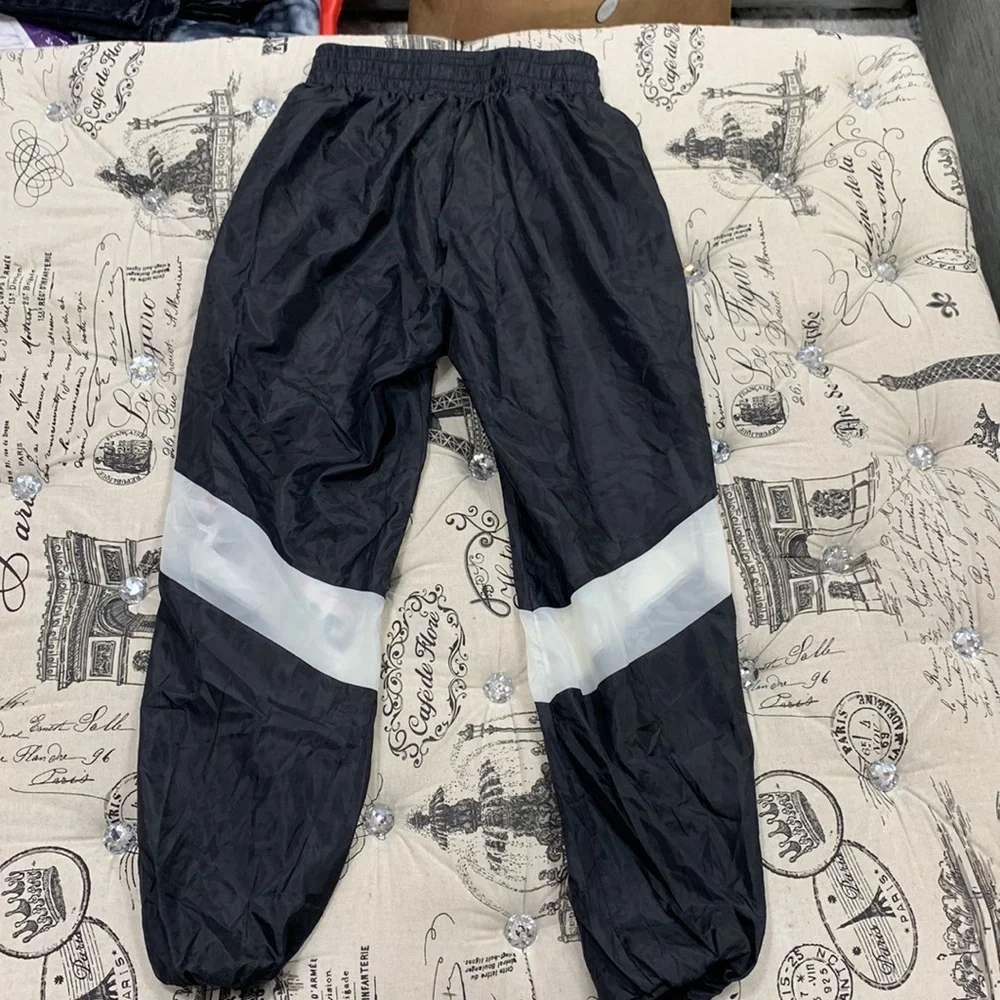 Guess Black Baggy Pants - Picture 2 of 4